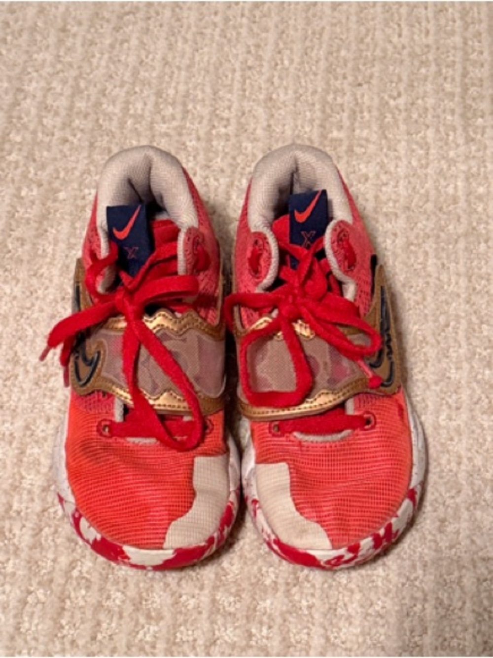 Nike Kids Red and Gold Low-Top Sneakers